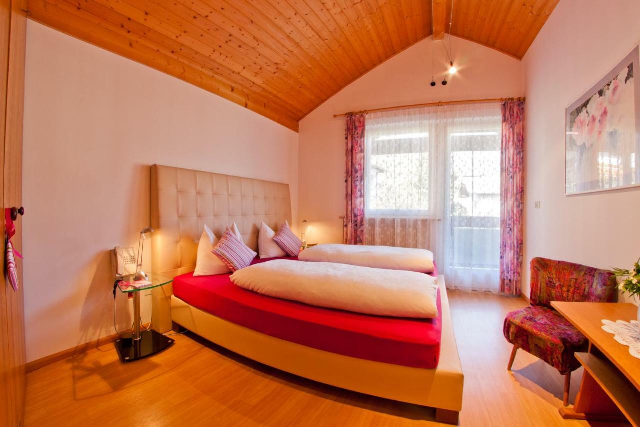 Guesthouse Christine Marlengo Eksteriør billede
