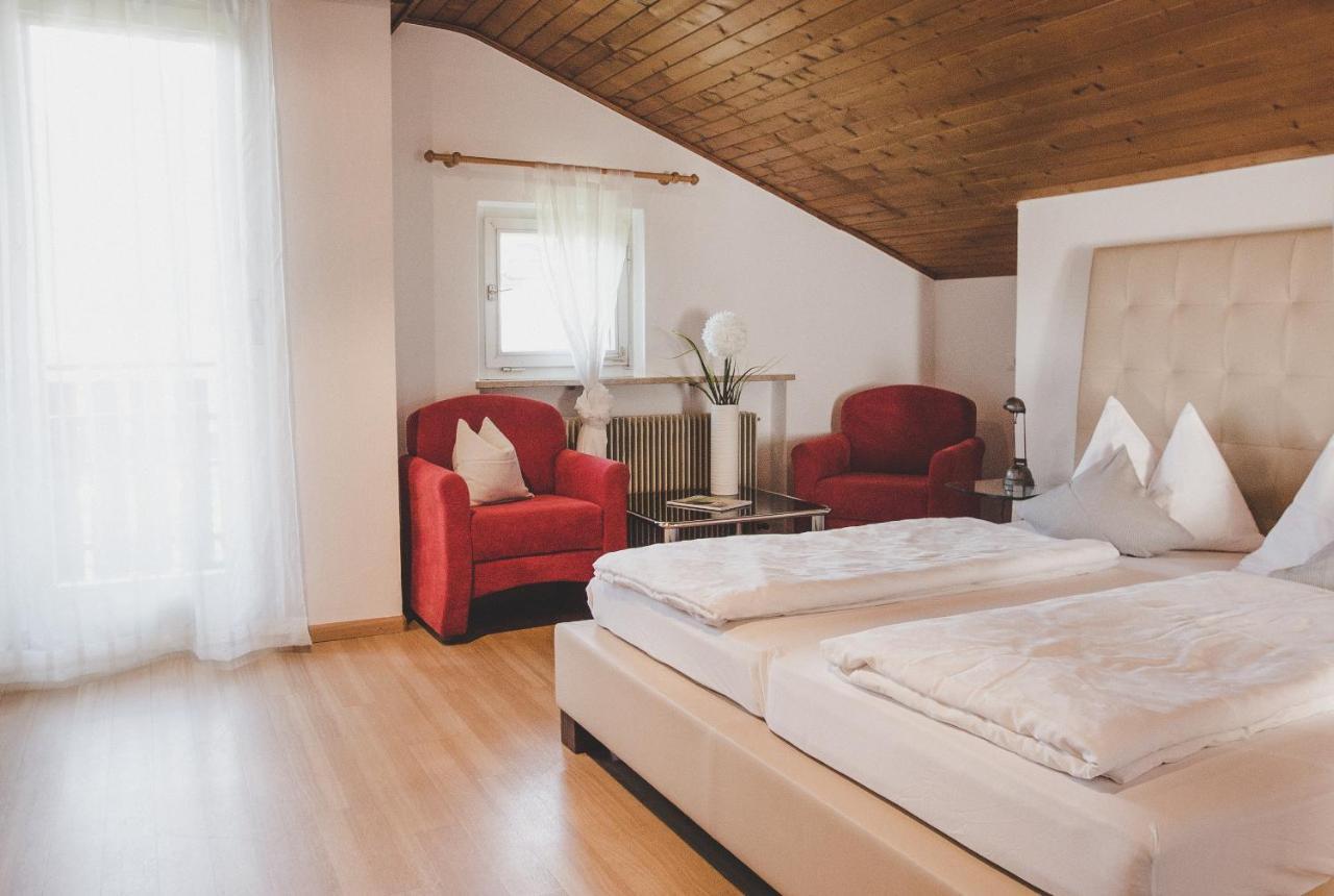 Guesthouse Christine Marlengo Eksteriør billede